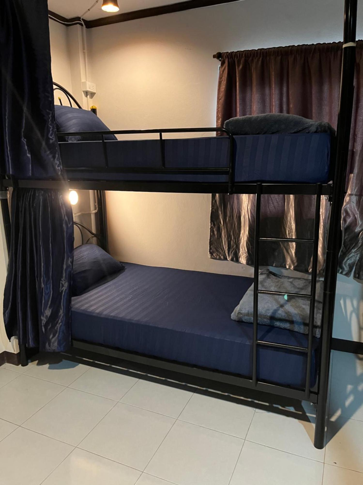 Moon Dolphin Hostel หาดริ้น ภายนอก รูปภาพ